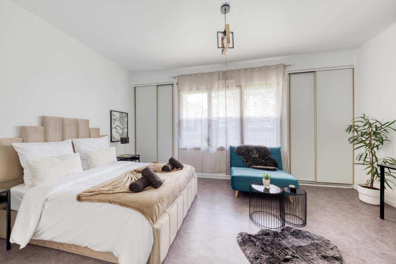 Le Cosy - Free Parking - 2 Min Metro - 5 Min Paris Apartment *